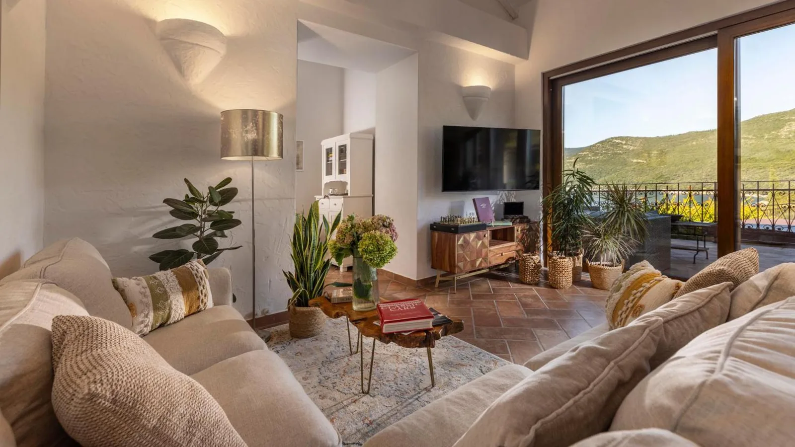 Molonta Heritage Estate, Bild 13